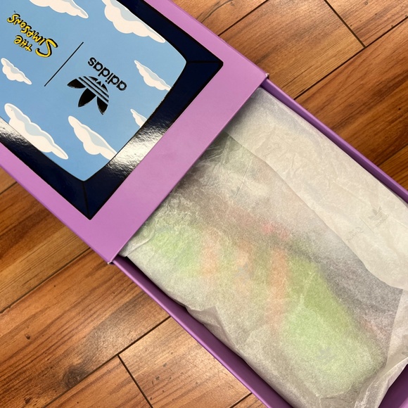 Adidas X Simpsons Superstar Squishe - Picture 5 of 5